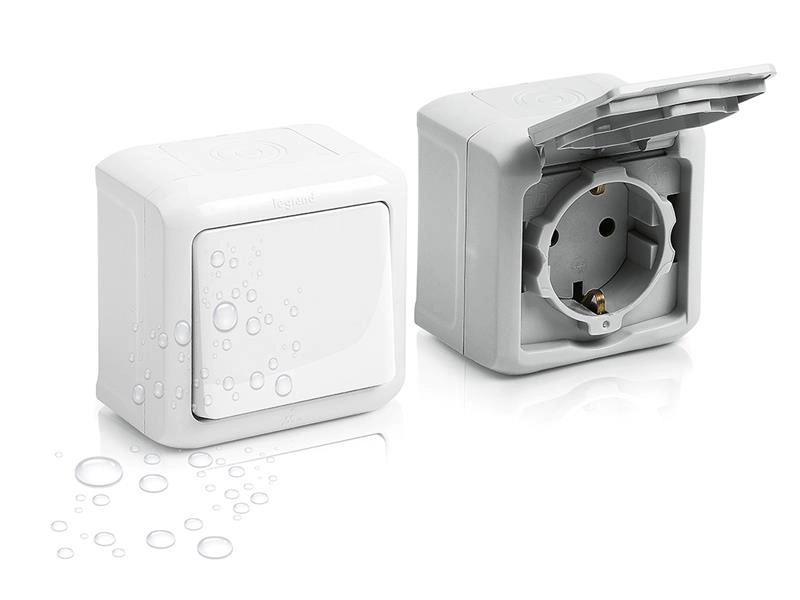 پریز برق توکار