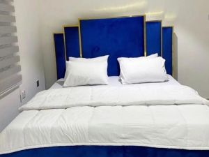 تخت خواب دو نفره مدل باربد سایز 160x200 سانتی متر