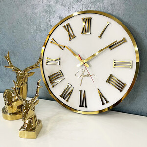 ساعت دیواری  مدل Carolyn