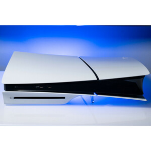 کنسول بازی سونی مدل PlayStation 5 Slim ریجن اروپا سری 2016A نسخه دیسک‌خور ظرفیت یک ترابایت
