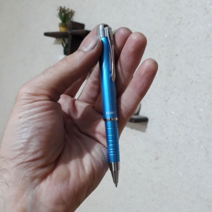 Stationery-grade-telescopic-metal-pen