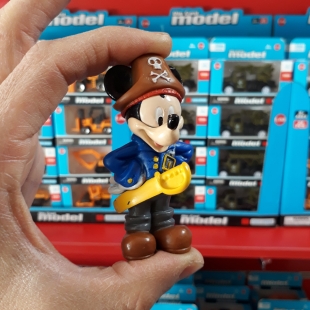 figure-mickey-mouse-mini-mouse-2-pcs-02