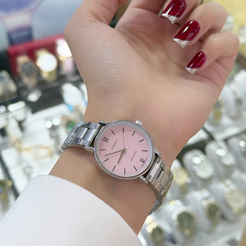 ساعت شیک زنانه