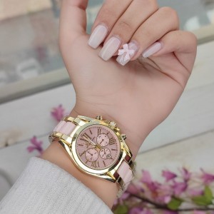 ساعت کاربردی باکیفیت زنانه