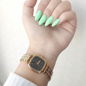 ساعت دستبندی زنانه