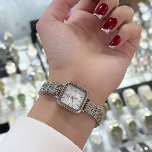 ساعت زنانه شیک و باکیفت
