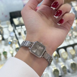 ساعت زنانه شیک و باکیفت