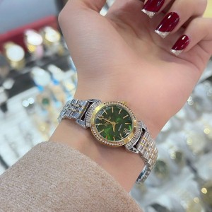 ساعت باکیفت ضدآب