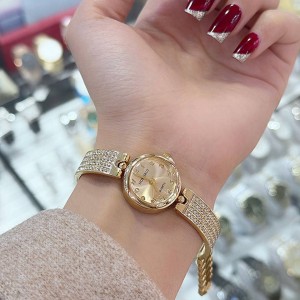 ساعت زنانه اقتصادی مناسب