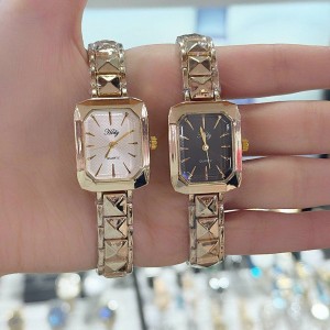 ساعت زنانه اقتصادی (ویژه ولنتاین)