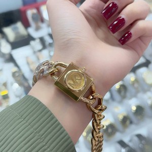 ساعت امگا با کیفیت بالا