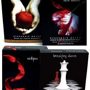 دانلود مجموعه کتاب رمان The Twilight Saga اثر Stephenie Meyer زبان اصلی