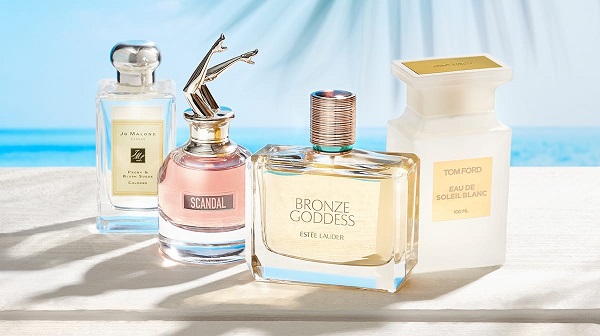 10 مدل عطر زنانه تابستان با ماندگاری بالا