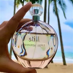 عطر گرمی ج لو