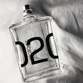 عطر گرمی مولکول 02