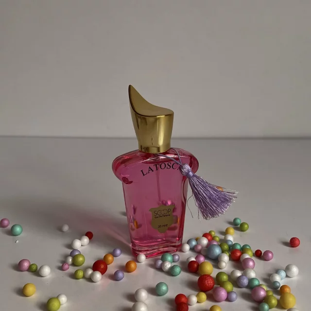 عطر گرمی زرجوف لا توسکا