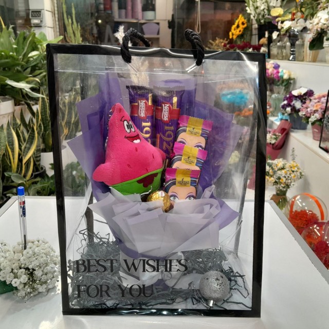 پک اقتصادی ولنتاین با گل و عروسک کد B9 برند آنایو