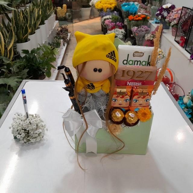 پک عطر ولنتاین با گل