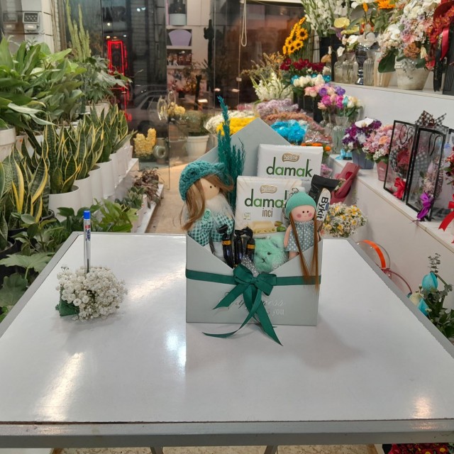 باکس کادویی آبی ارسال از اصفهان کد 1