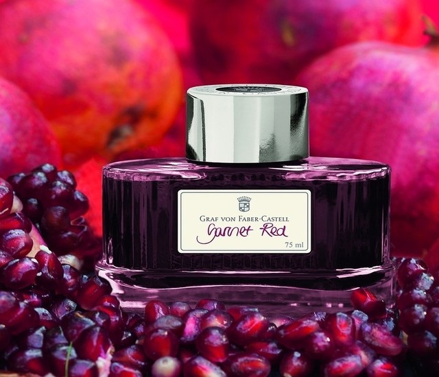 عطر شب یلدا | شب یلدا چه عطری بزنیم