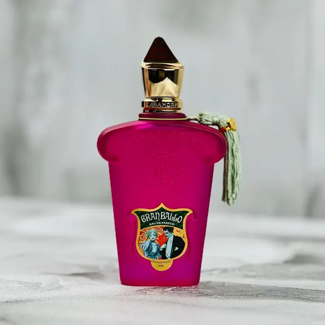 عطر روغنی خارق العاده و تاپ و ادکلن کازاموراتی زرجوف گران بالو