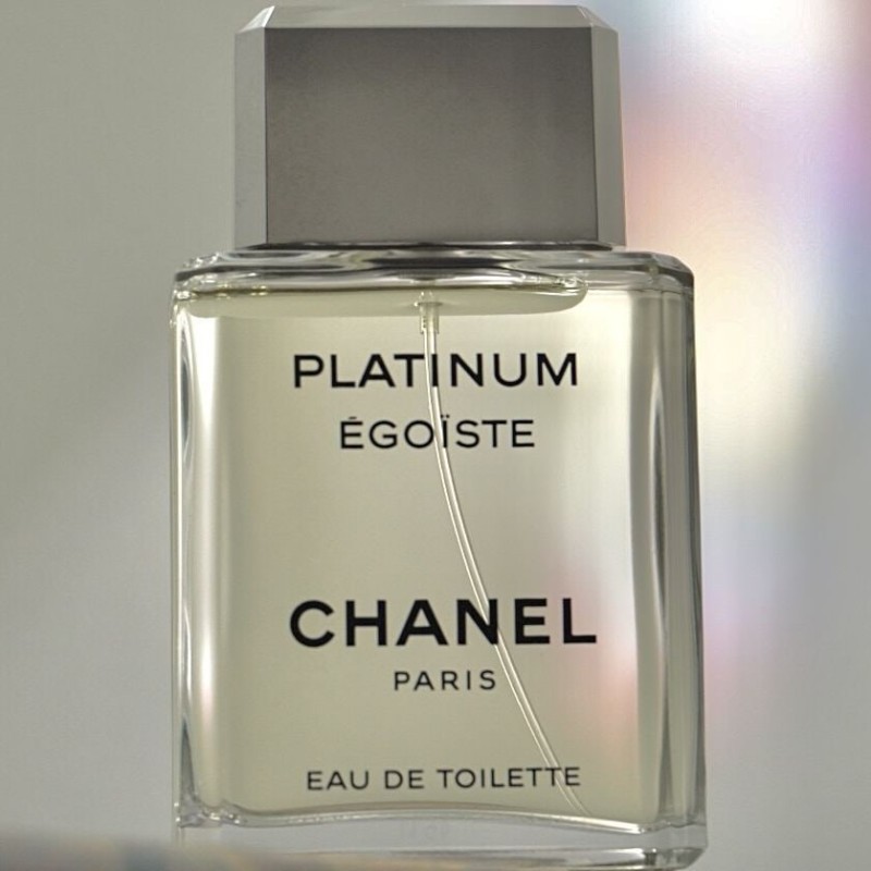 عطر ادوپرفیوم لوزی مدل پلاتینیوم رایحه شیرین و خنک ۵۰ میلی