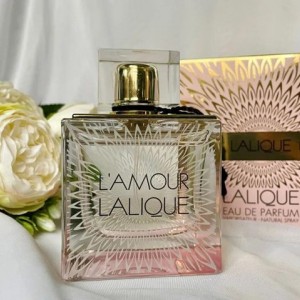عطر گرمی لالیک لامور