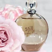عطر گرمی استیل جنیفر لوپز لوزی