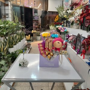 پک عطر ولنتاین زنانه همراه شکلات و عروسک کد A6