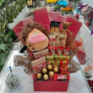 پک عطر ولنتاین برای دوست پسر با عروسک و شکلات کد A16