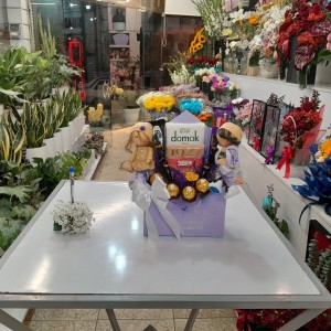 پک لاکچری ولنتاین با گل و عروسک کد C14 برند آنایو