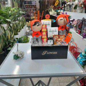 پک لاکچری ولنتاین با گل و عروسک کد C17 برند آنایو