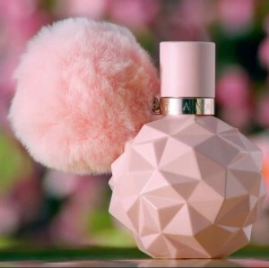 عطر ادکلن آریانا گراندی کلود - آریانا گرند / Ariana Grande Cloud - 100 میل VIP ماندگاری 24 ساعت