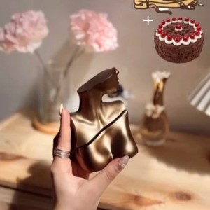 عطر ادوپرفیوم زنانه وایکینگ مدل بیلی آیلیش طلایی حجم ۲۵ میلی لیتر