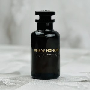 عطر گرمی لویی ویتون آمبر نومد ( آمبر نومید ) Louis Vuitton Ombre Nomade حجمی میلی