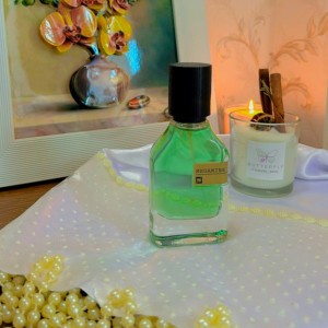 عطر گرمی ادوپرفیوم زنانه و مردانه نایس پاپت مدل مگاماره حجمی میلی لیتر خنک و شیرین