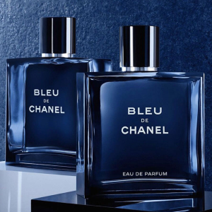 عطر  لوزی بلو شنل ادوپرفیوم مردانه حجم ۱۰۰ میلی لیتر تلخ خنک