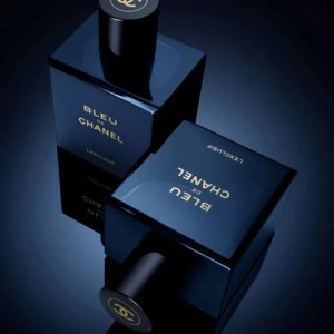 عطر روغنی نمونه ادوپرفیوم مردانه لوزی مدل Bleu de Chanel با رایحه تند