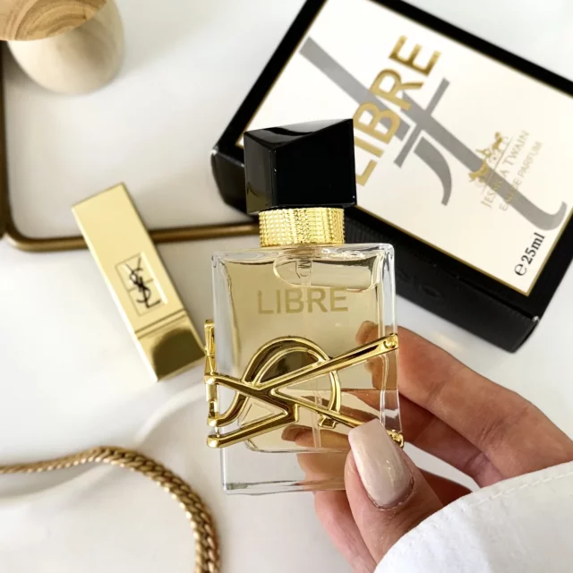 ایوسن لورن لیبر - Ysl Libre