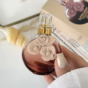 ولنتینو ولنتینا ابسولوت _  Valentino Valentina Absolute