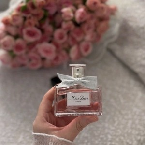Dior - Miss Dior Parfum 2024 -  دیور میس دیور پارفوم