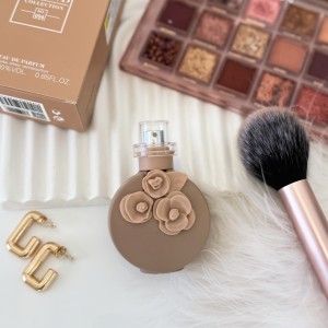 ولنتینـو ولینتینـا پـودری VALENTINO - Valentina Poudre