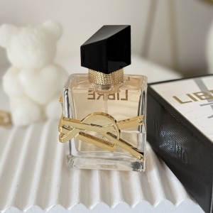 ایوسـن لورن لیبـر Ysl Libre  (جسیکا تویین - Jessica twain)