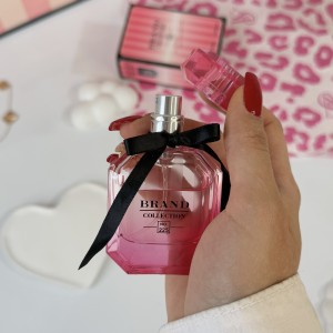 ویکتوریا سکرت بامبشـل  VICTORIA'S SECRET Bombshell