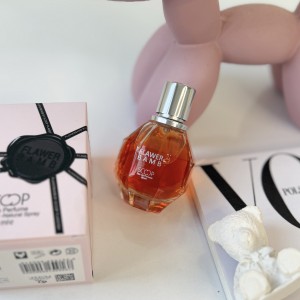 ادکلن مینی ویکتـور اند رولـف فـلاور بمب Viktor&amp;Rolf Flower Bomb