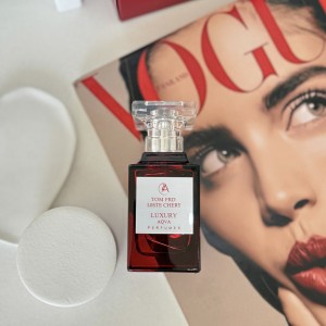 تامفـورد لاسـت چری ( لاکچـری آکوا )  Tomford Lost Cherry ( Luxury Aqua )