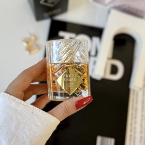 بای کیلیان آنجلـزشیر( لاکچـری آکوا )  By Kilian Angels’ Share ( Luxury Aqua )