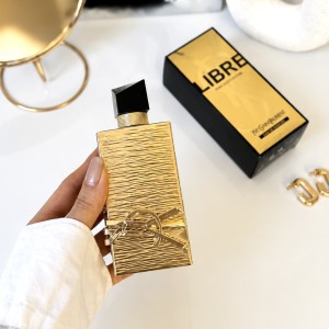 عطر ادکلن ایو سن لوران لیبر وانیل کوتور 90میل مسترکوالیتی  Yves Saint Laurent Libre Vanille Couture
