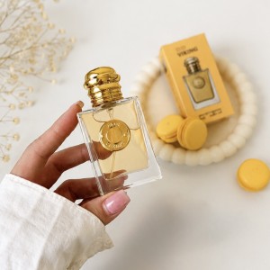 عطر ادکلن مینی باربری (بربری) گادس 25میل ‏ Burberry Goddess