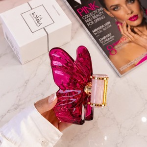 تستر ادوپرفیوم عطر ادکلن کارولینا هررا لا بومبا 80میل  Carolina Herrera La Bomba